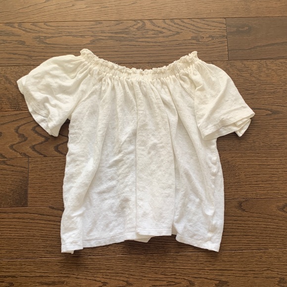 White Gap Off the Shoulder Shirt - Picture 2 of 4
